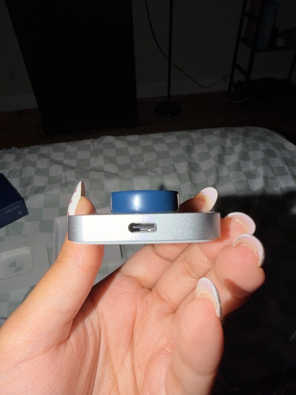 Oura Ring 4 Activity Tracker Smart Ring Size 10 Blue w/ Charging Dock, Cable