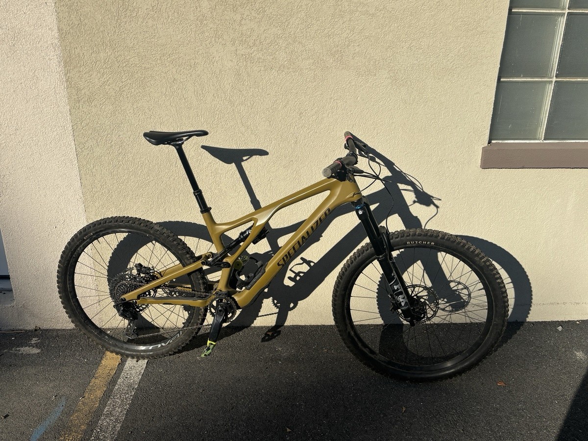 USED 2023 Specialized Stumpjumper EVO Comp S6 Full Suspension MTB