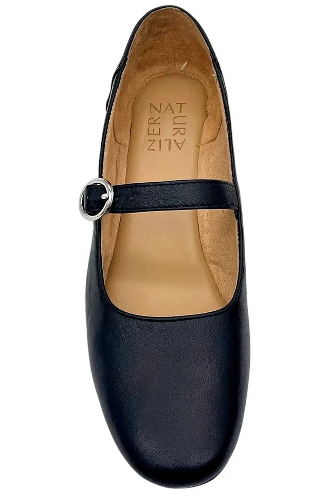 Planos para mujer Naturalizer Kelly Mary Jane de cuero negro Foto 2 de 3
