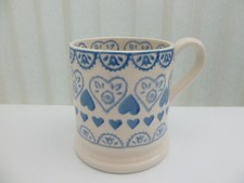 EMMA BRIDGEWATER 40 YEARS SPONGEWARE HEART VALENTINE BLUE SAMPLER HALF PINT MUG