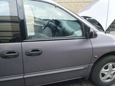 TÜR Vorne Rechts Chrysler Voyager 2.4 GS Farbe Lila PC5 Kombi