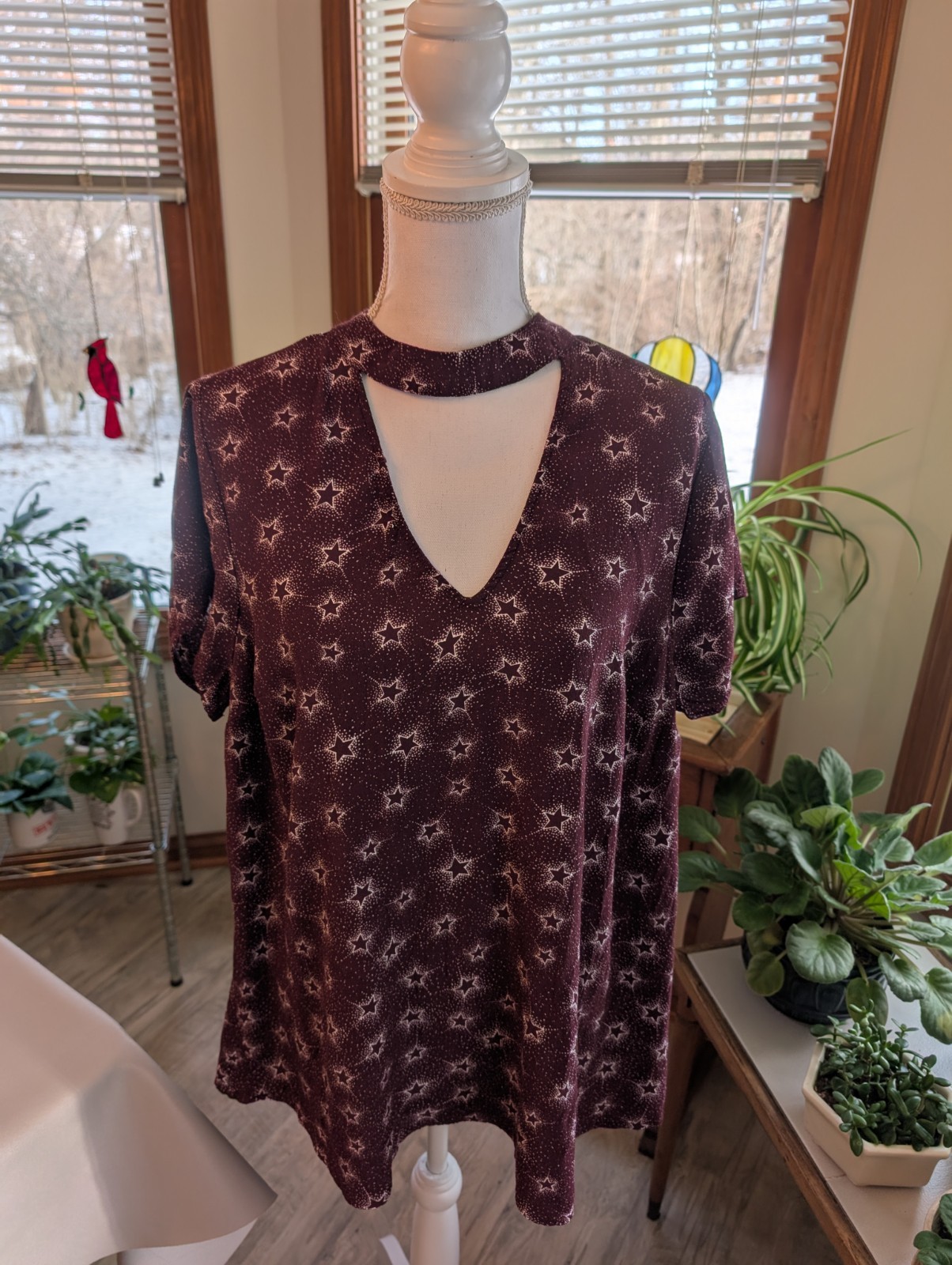 Torrid Star Pattern Blouse Size 1 - image 1