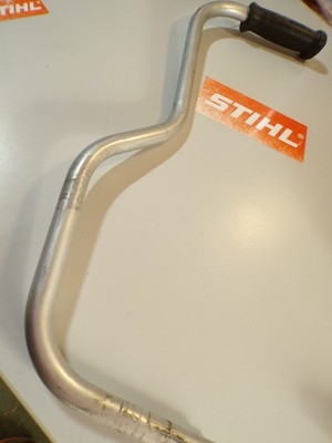 Stihl  FS  Griffrahmen - Griffrohr  4147 790 1702   # 2911