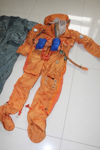 Russia SPACESUIT FLIGHT HELMET AIRTIGHT ASTRONAUT FLYING SUIT P-6# - Picture 13 of 24