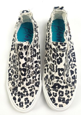 blowfish womens canvas slip on shoes