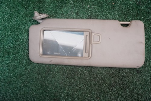 2016 2017 2018 HYUNDAI TUCSON DRIVER SIDE TAN Sun Visor OEM 1 Peice - Picture 2 of 3