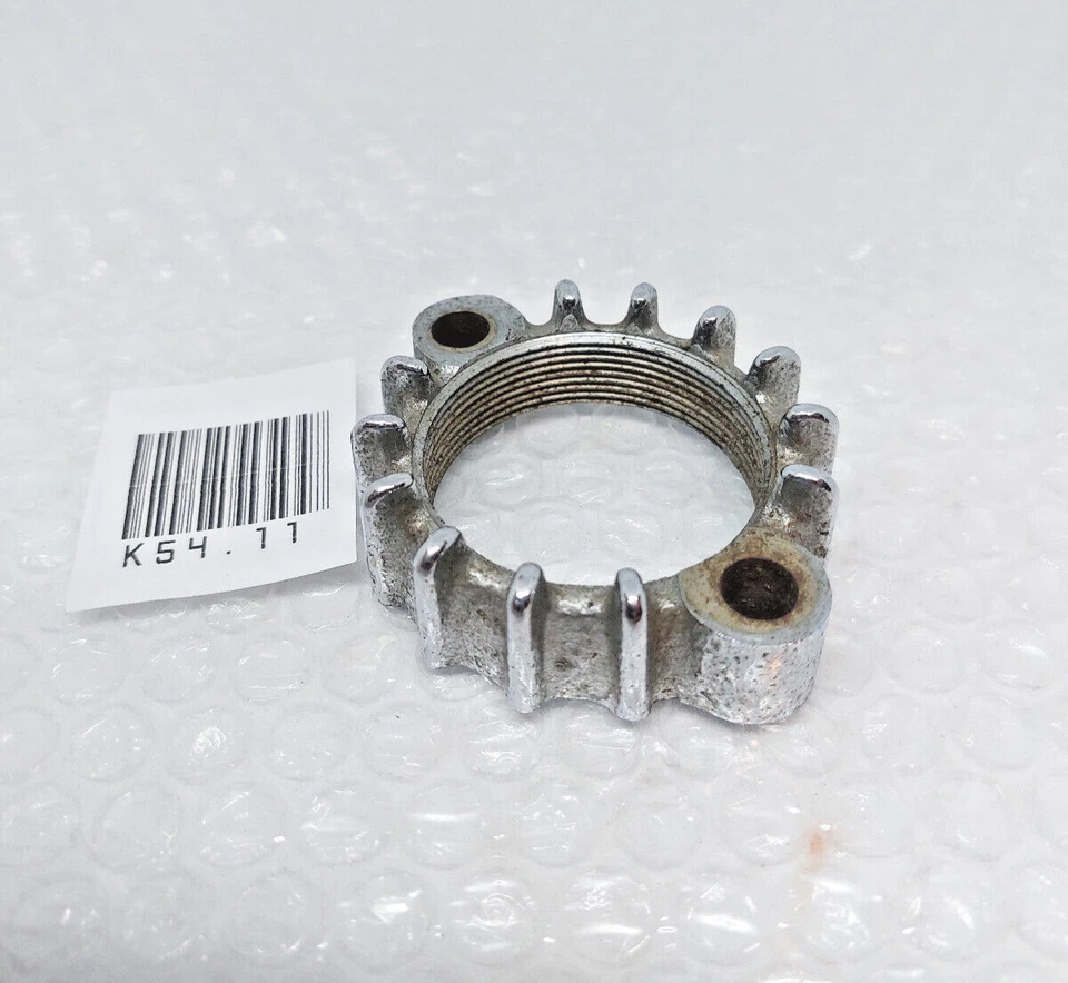 Abrazadera de tubo de escape original Suzuki GT125 GT185 NOS 14182-36000 Foto 3 de 3