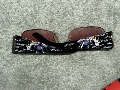 Vintage Ed Hardy Sunglasses Lover Boy Red Burgundy Model  display picture 3