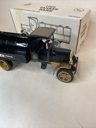 Ertl #B488 "Ace Hardware Dealer Meeting 1994 (Ace Paint)" 1925 KW Tanker NOS - Picture 4 of 6