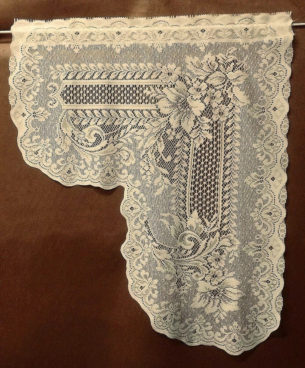 Picture 3 of 12