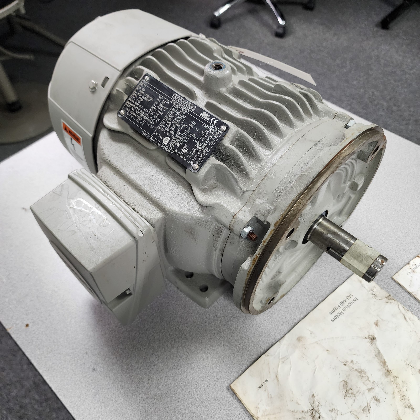 Siemens 1LE22011CB114AA3 AC Motor 1750 rpm 208-230/460V 4 Poles 3HP 3 Phase