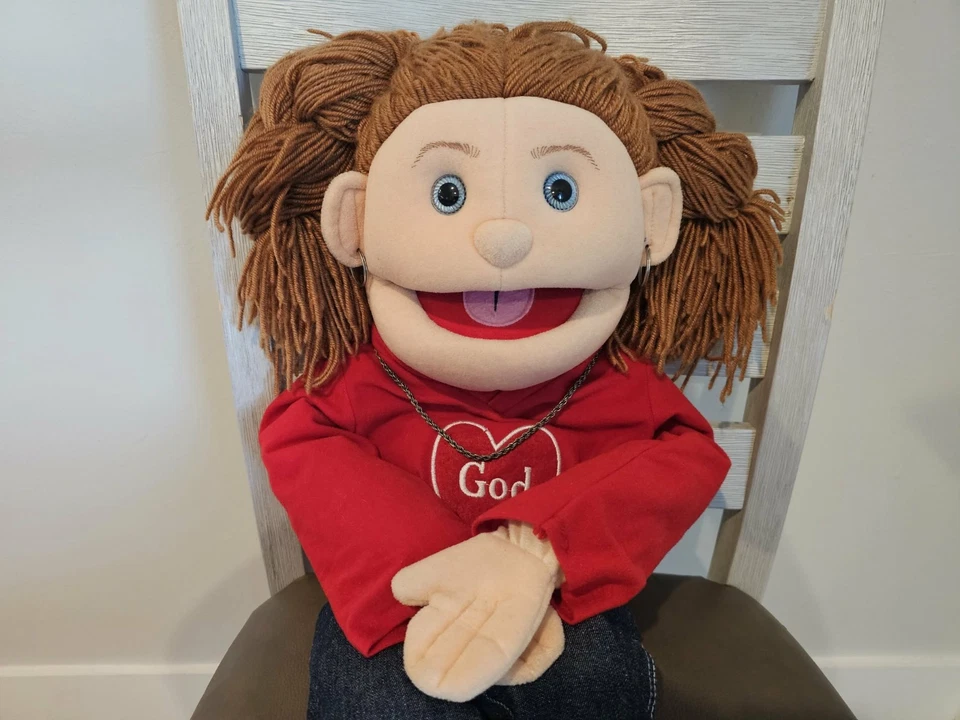 Camisa Sunny & Co Toys 2005 ventrílocuo de mano marioneta con corazón de Dios en la parte delantera Foto 2 de 2