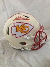 KENNETH WALKER III SIGNED KC CHIEFS F/S RETRO SPEED AUTHENTIC HELMET BECKETT QR