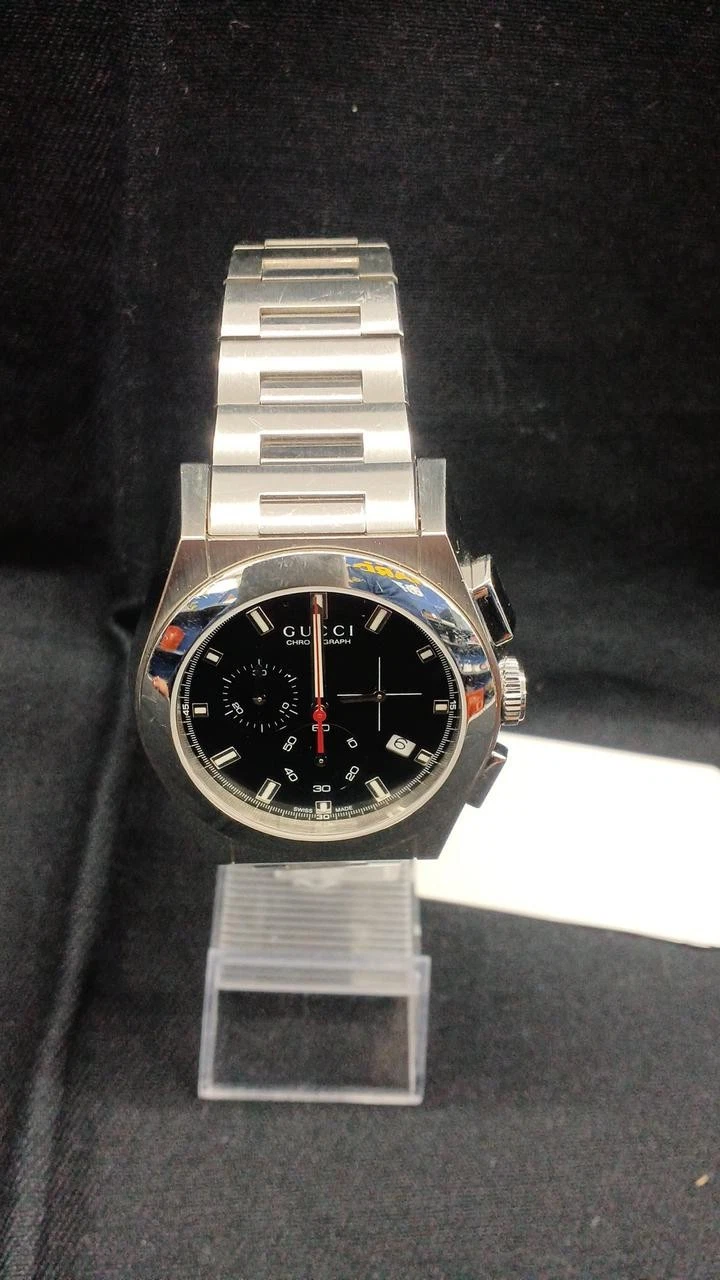 Montre bracelet Gucci Ya115237