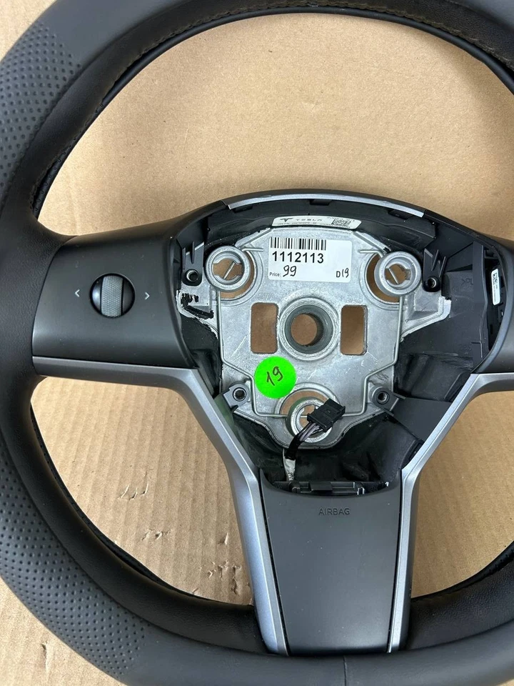 2017-2023 Tesla Model 3 Y Steering Wheel Leather Black OEM 1490214-00-B - Image 3 of 4