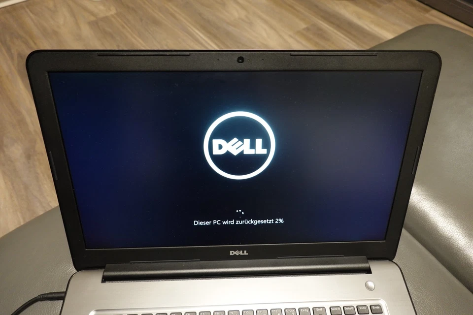 Dell Inspiron 17 Notebook 5767 Intel i7 1 TB SSD AMD Radeon - sehr gepflegt - Bild 4 von 4