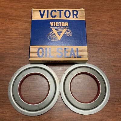 Victor  VG46200 Stamped Oil Seal X2 - (NOS) NEW OLD STOCK Minor Surface Rust