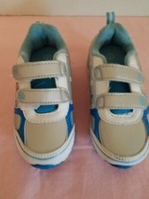 NWOT Disney Frozen Anna Elsa Toddler Sneakers Sz.7 or 5