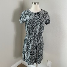 Old Navy Womens Medium Gray Animal Print T Shirt Dress Short Sleeve Casual