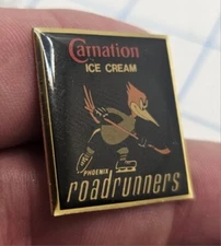 VTG Lapel Pinback Gold Tone Carnation Ice Cream Phoenix Roadrunner Hockey Pin