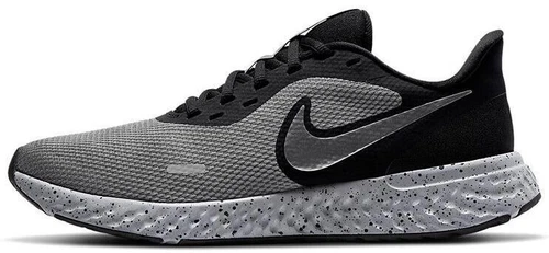 Nike Revolution 5 Premium Black Chrome