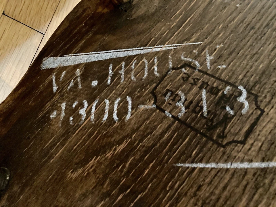 VIRGINIA HOUSE 实心硬枫树殖民地早期美国用餐侧椅 — 第 4/4 张图片