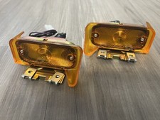 1964 1965 Pontiac Gto Lemans Tempest Amber Front Turn Signal Light Assemblies 1964 1965 Pontiac Gto Lemans Tempest Amber Front Turn Signal Light Assemblies