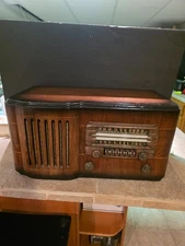 Montgomery Ward Airline tube radio,  1940s, ABSOLUTELY PERFECT WORKING CONDITION