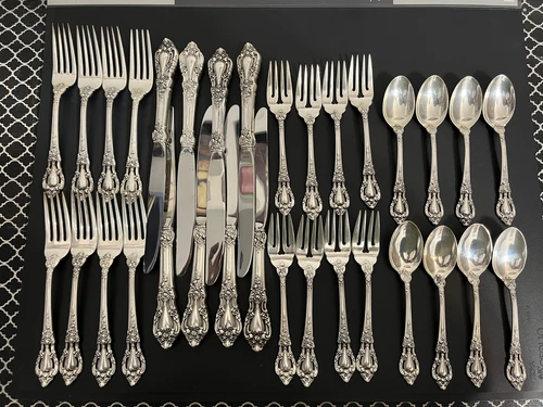 Lunt Eloquence Sterling Silver Flatware Set 32pc Svc 8 NO MONO 1845g