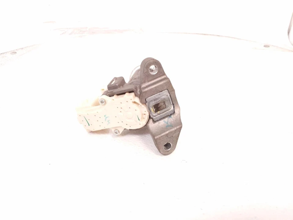 2014-2019 Toyota Highlander Auto Trans Ignition Lock Cylinder W/ Key 84450-0R010 - Image 4 of 4