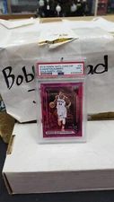 2019 GIANNIS ANTETOKOUNMPO /50 NATIONAL VIP GOLD PARTY PINK PRIZM PSA 9 #35