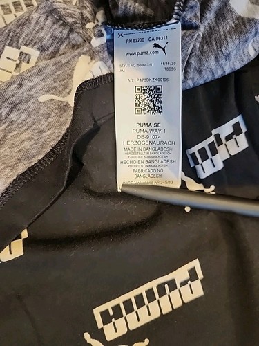 Puma Shirt Womens Size Medium Crop Top Black White Spell Out All Over Print - Picture 4 of 8
