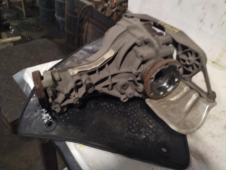 Used Differential Carrier Assembly fits: 2010  Audi q5  Grade A Foto 2 de 4