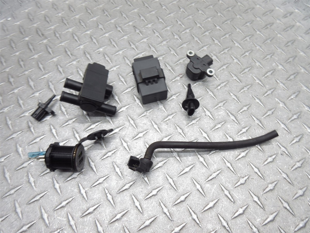 2013 11-13 Kawasaki Vulcan 1700 Vaquero VN1700 Air Valve MAP