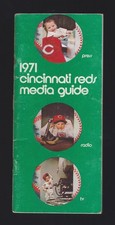1971 Cincinnati Reds Media Guide PETE ROSE autographed signed - Big Red Machine