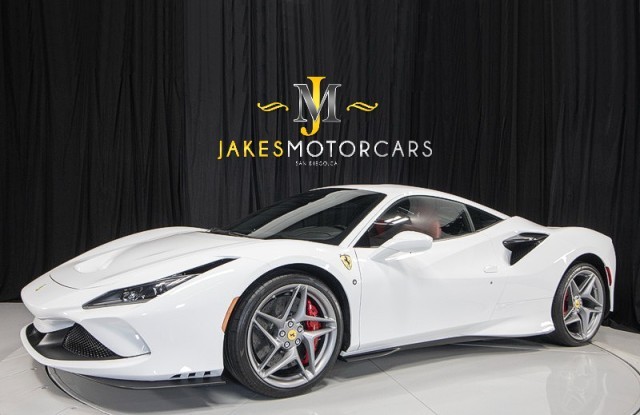 7722 ホワイトゴールド　F8 2022 Ferrari F8 Market - CLASSIC.COM