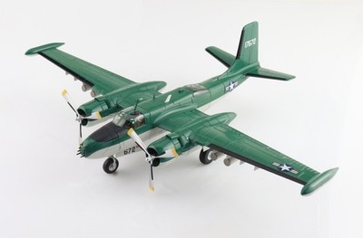 Douglas B-26K Counter Invader Diecast Metall Flugzeug Modellflugzeug Geschenk - Maßstab 1:72