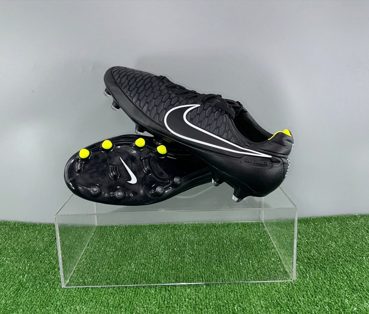 Nike Magista Orden FG 651329-017 US11.5 UK10.5 Black boots Cleats