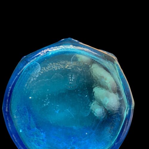 Vaso de jugo de vidrio azul aguamargarita Spring Song diseño elevado - Imagen 3 de 6