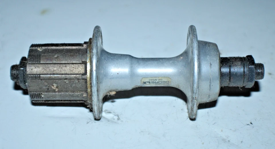 Shimano Deore LX FH-M550 Rear Hub Freehub Silver 32H 135mm Silver USA Shipper :) - Image 3 of 4