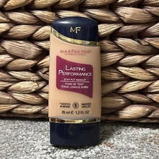 Max Factor Lasting Performance Stay Put Makeup #9 Toasted Almond
