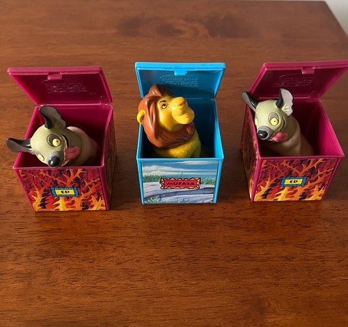 Lion King 1995 Burger King Happy MealFinger Puppets Ed and Mufasa