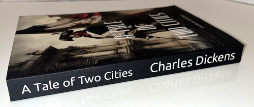 A TALE OF TWO CITIES by Charles Dickens Trade Paperback Very Good + Unabridged - Imagen 2 de 4