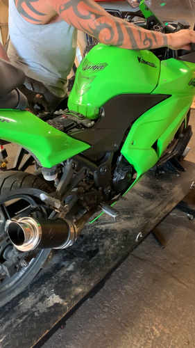 KAWASAKI EX250 MOTOR 2009 EX250 16K AUSSCHLACHTEN SIEHE VIDEO BK544 EX250KEA - Video 1 von 1