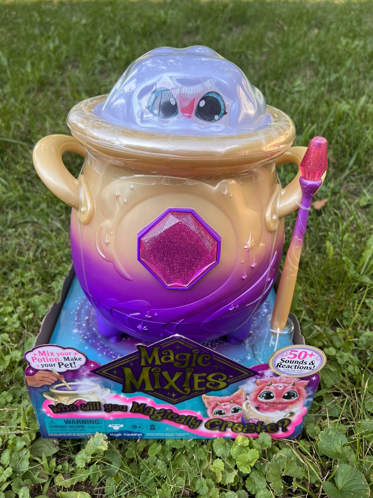Magic Mixies Magical Misting Cauldron Pink Mix Toy *NEW* 195925265914