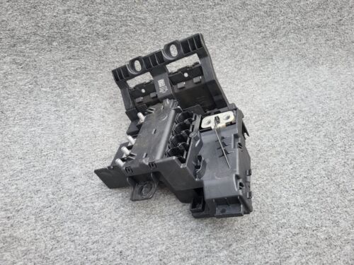 BMW G30 G31 G11 G12 Power Distribution box Junction B+ Fuse box Terminal 6802944 - Picture 3 of 21