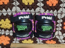 Mercancía Extreme Sports Goosebumps de 1990 "¡Boo Dude!" Rodilleras/coderas de seguridad