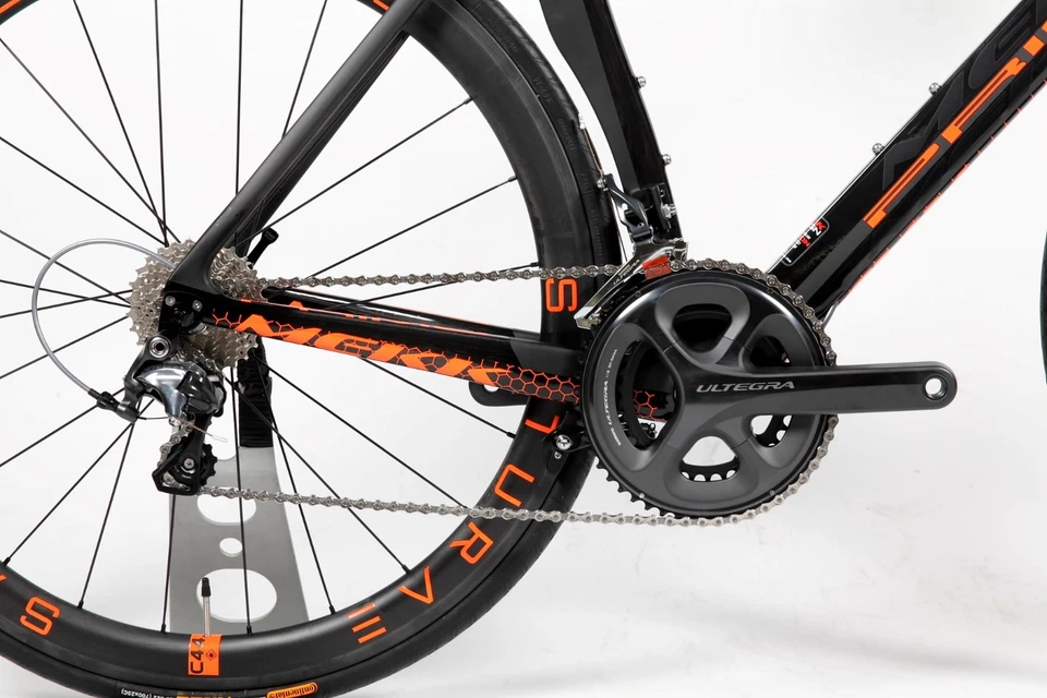 700C Carbon fiber Road bike with Shimano Ultegra 22 speed - Image 2 of 4