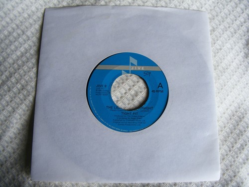 Tight Fit The Lion Sleeps Tonight Original 1982 7"/ Rhythm Movement & Throb