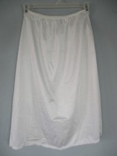 Vassarette Women's Size 24" S 36 Solid White Half Slip Skirt